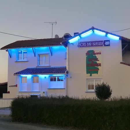 Hotel Le Cormier 9 Cholet Exterior foto